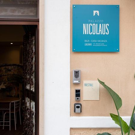 Palazzo Nicolaus Del Lungomare Bed & Breakfast Bari Exterior foto