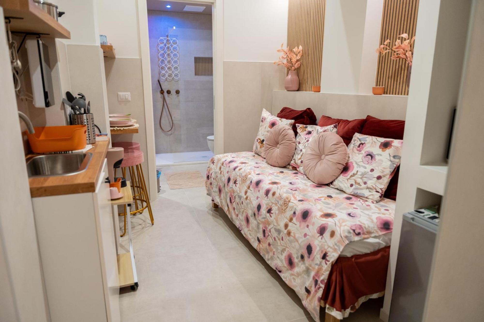 Palazzo Nicolaus Del Lungomare Bed & Breakfast Bari Exterior foto