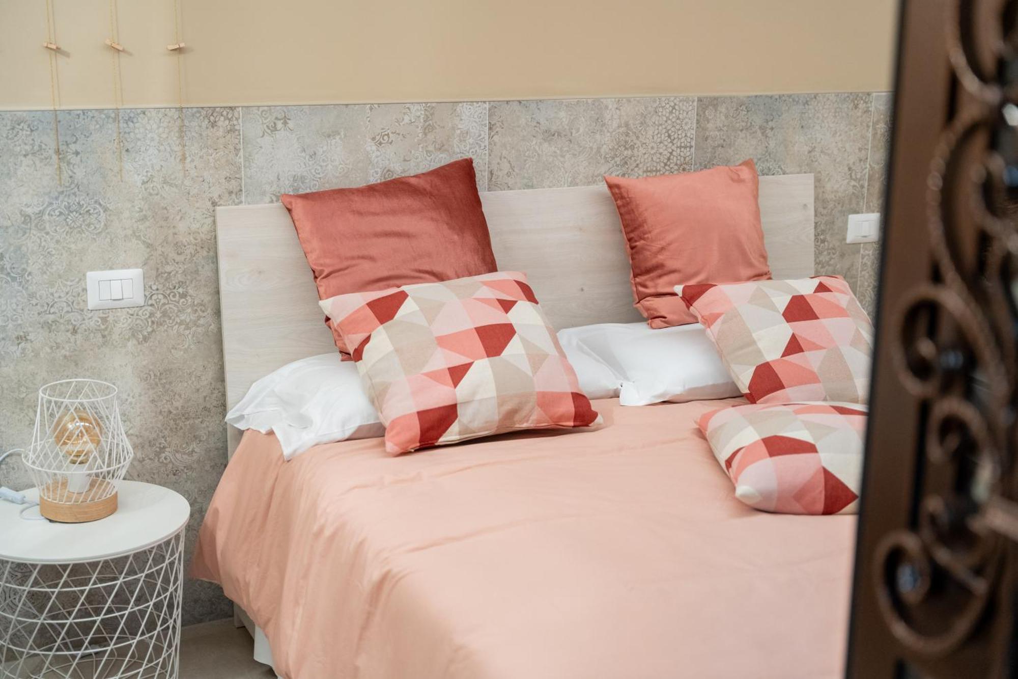 Palazzo Nicolaus Del Lungomare Bed & Breakfast Bari Exterior foto