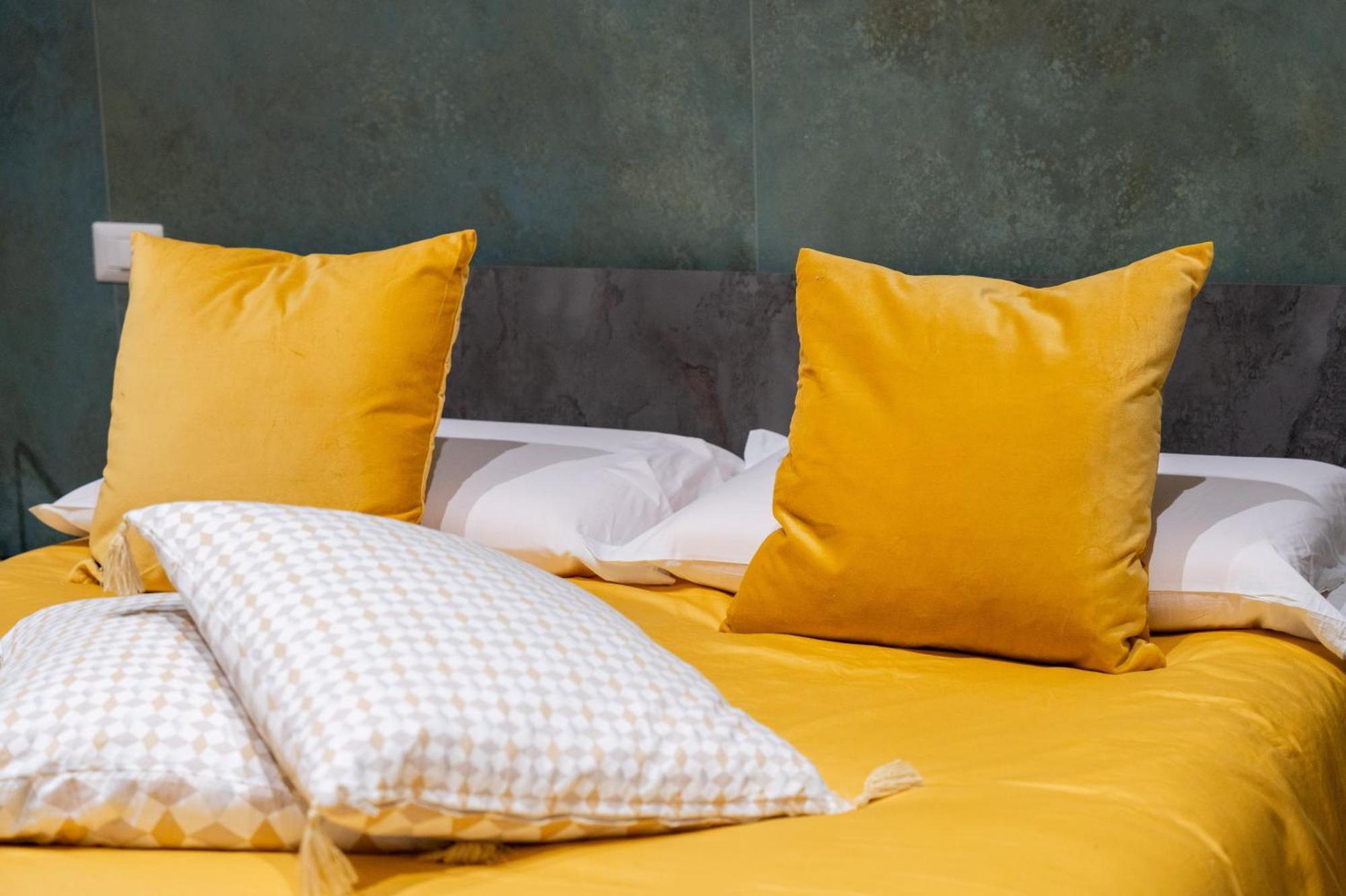 Palazzo Nicolaus Del Lungomare Bed & Breakfast Bari Exterior foto